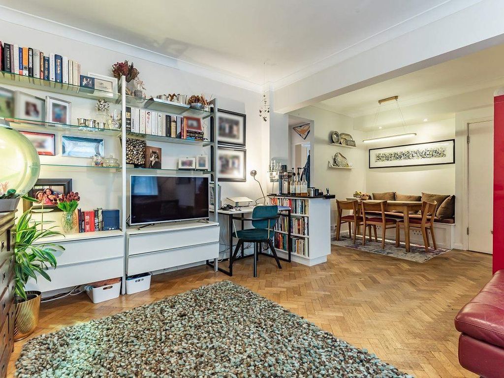 Mackennal Street London NW8  