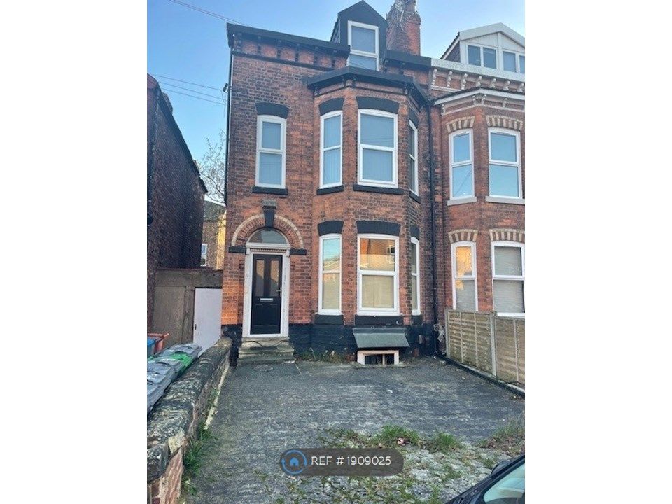 1 bed flat to rent in Windsor Road, Levenshulme, Manchester M19, £695