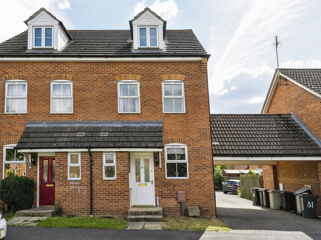 3 bed semidetached house for sale in Lady Jane Franklin Drive, Spilsby