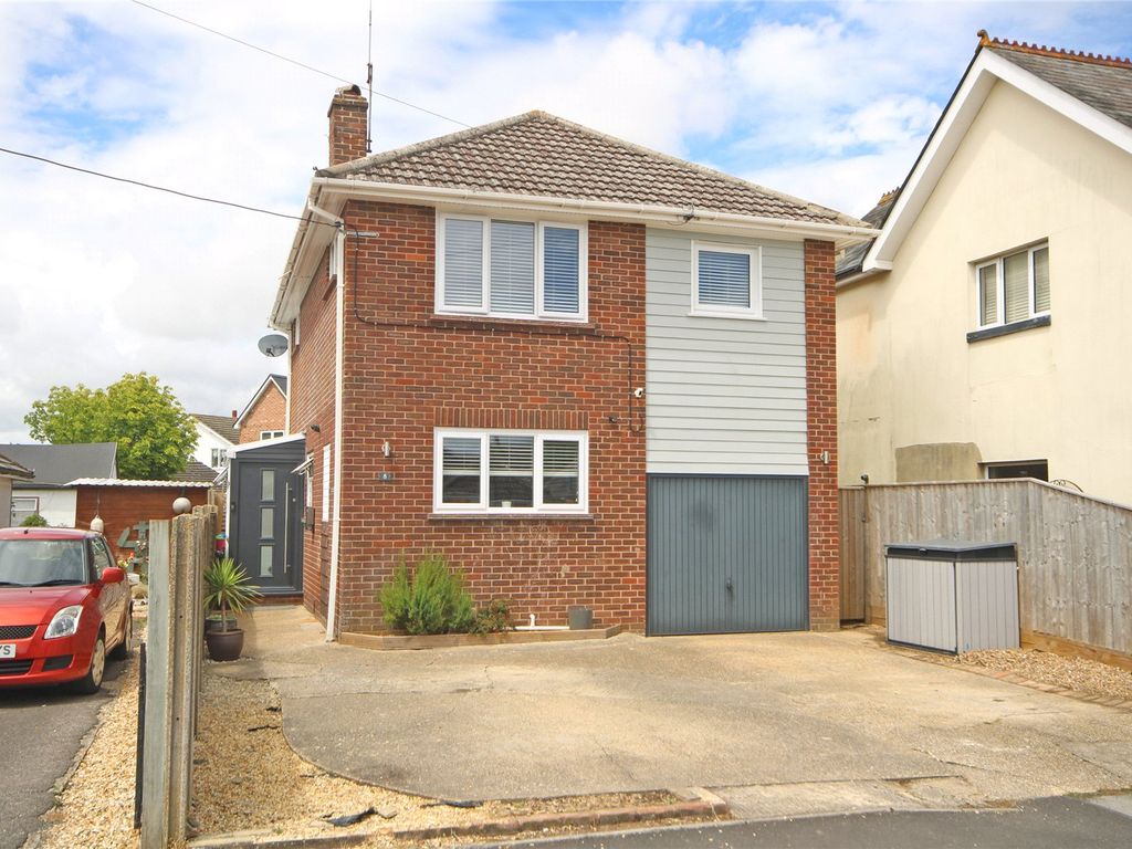 3 bed detached house for sale in Compton Road, New Milton, Hampshire BH25 Zoopla