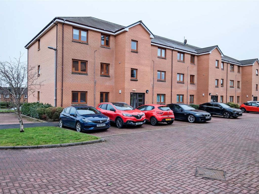 2 bed flat for sale in Brankholm Gardens, Hamilton ML3, £104,995 Zoopla