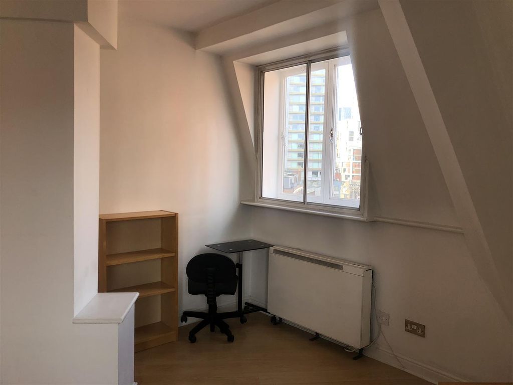 2 bed property to rent in Oxford Road, Manchester M1, £1,425 pcm Zoopla