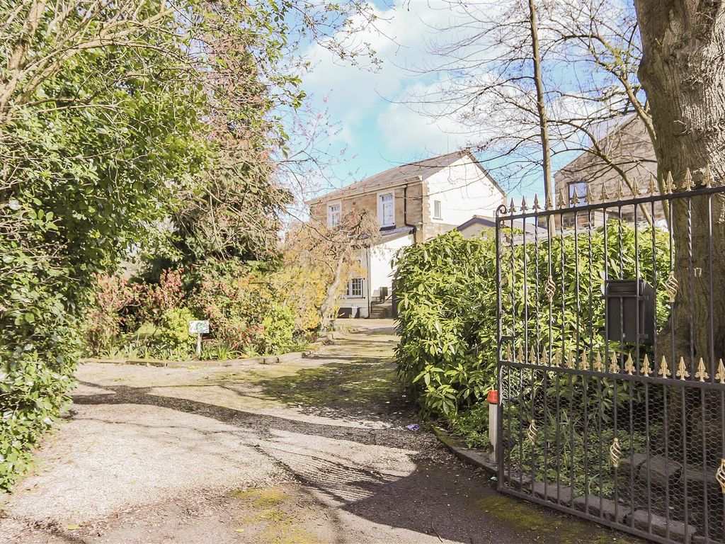 4 bed detached house for sale in Brunshaw Road, Burnley BB10 Zoopla