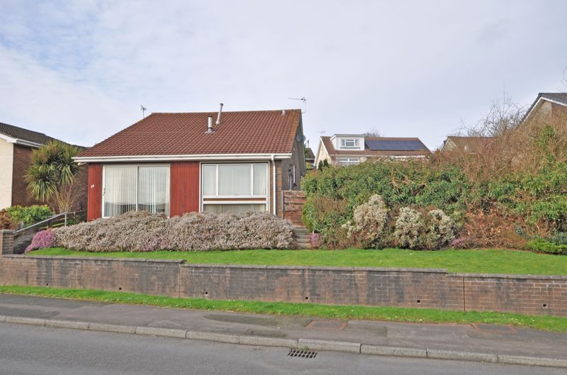 3 bed detached bungalow for sale in Spacious Bungalow, Augustan Drive