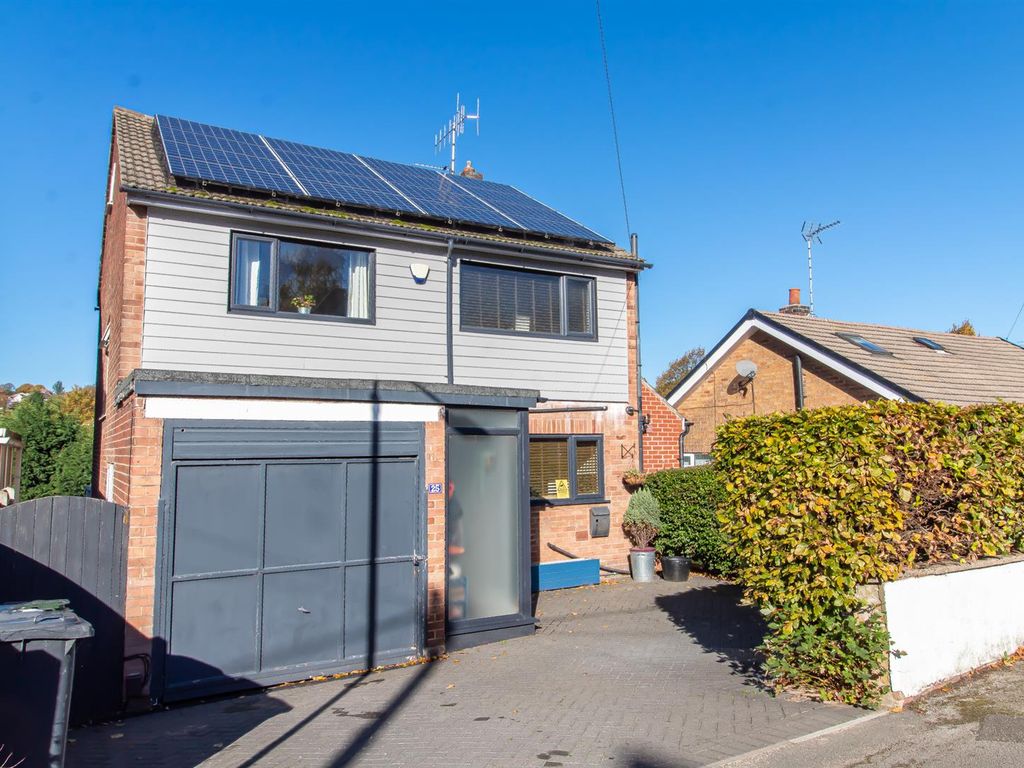3 bed detached house for sale in Dale Avenue, Mapperley, Nottingham NG3