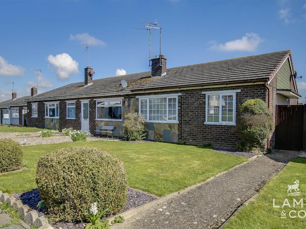 2 bed semidetached bungalow for sale in Pelham Close, Dovercourt
