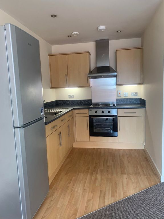 1 bed flat to rent in Shoreham Street, Sheffield, South Yorkshire S1, £