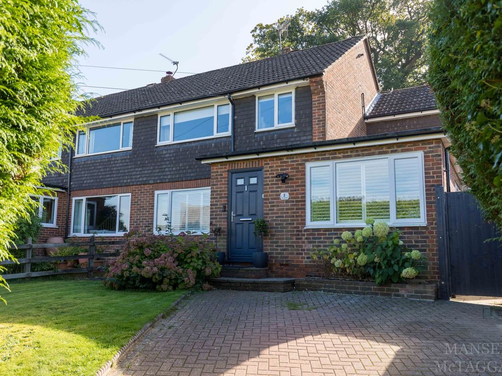 4 bed semidetached house for sale in The Meades, Dormansland RH7, £