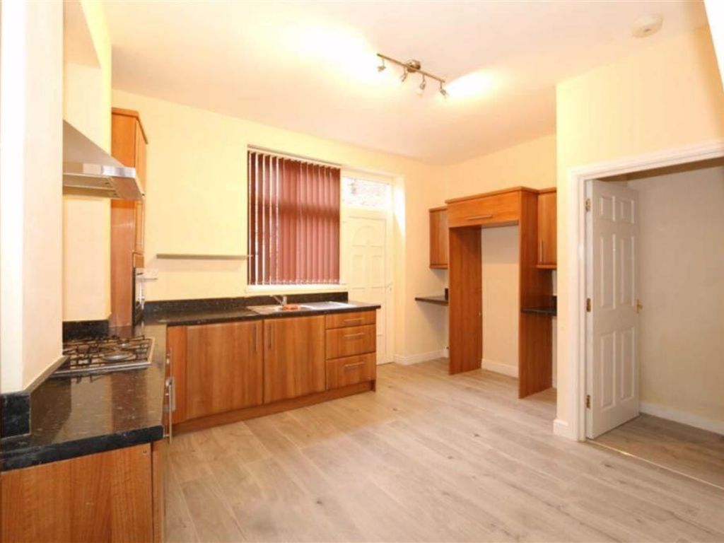 6 bed terraced house to rent in Ashton Road, Denton, Lancs M34 Zoopla