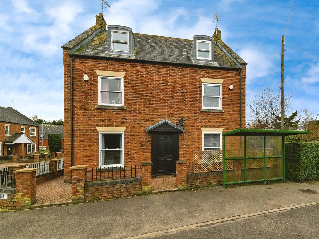3 bed semidetached house for sale in London Road, Long Sutton