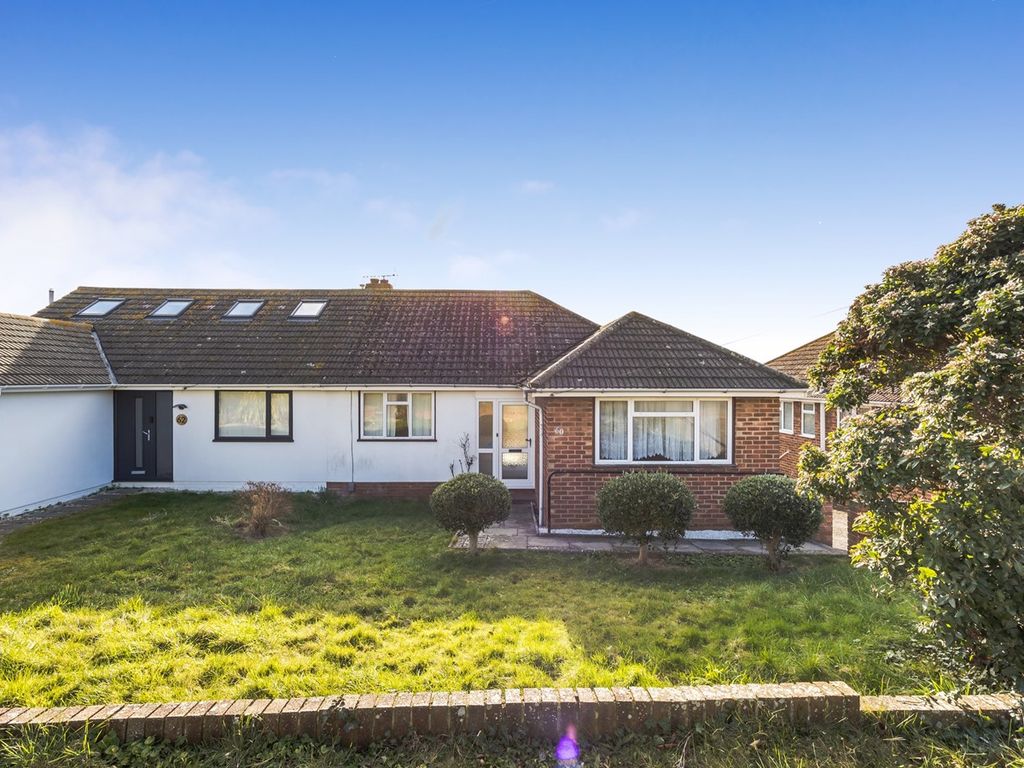 2 bed property for sale in Lustrells Crescent, Saltdean, Brighton BN2