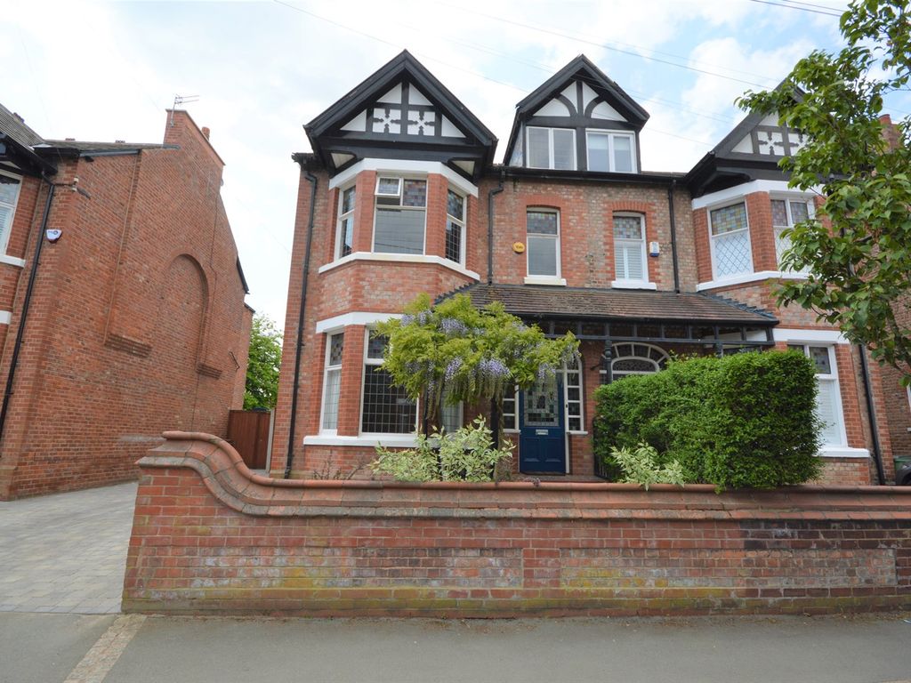 5 bed semidetached house for sale in Kings Drive, Stockport SK4, £