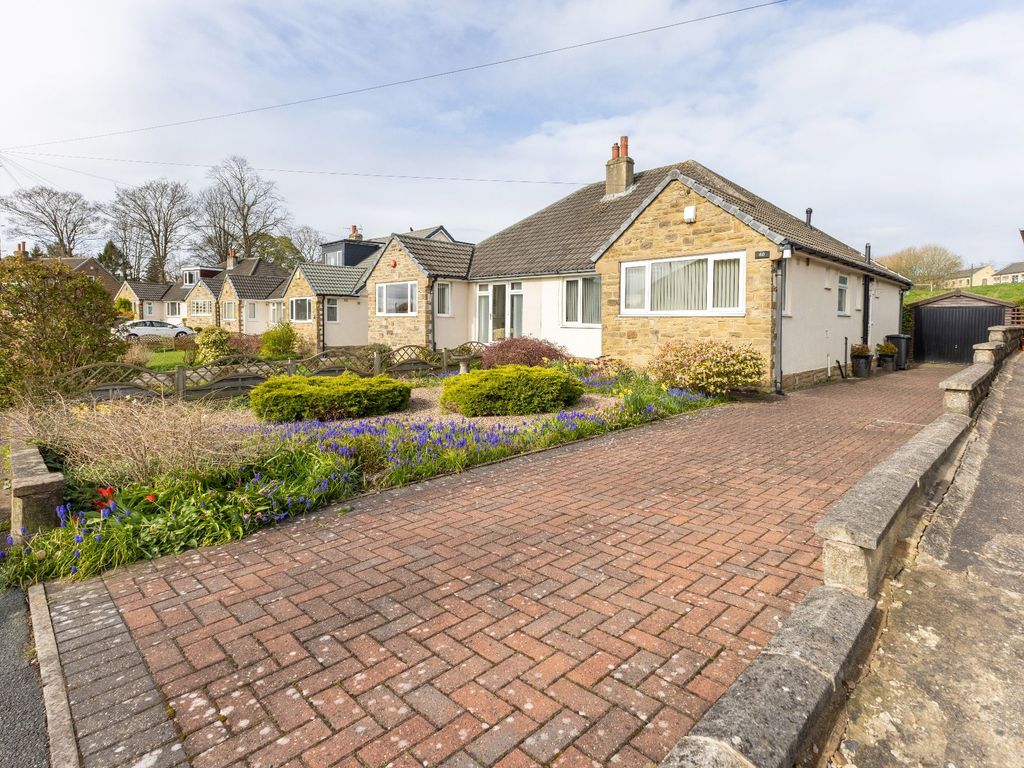 2 bed bungalow for sale in Slead Avenue, Brighouse HD6, £265,000 Zoopla