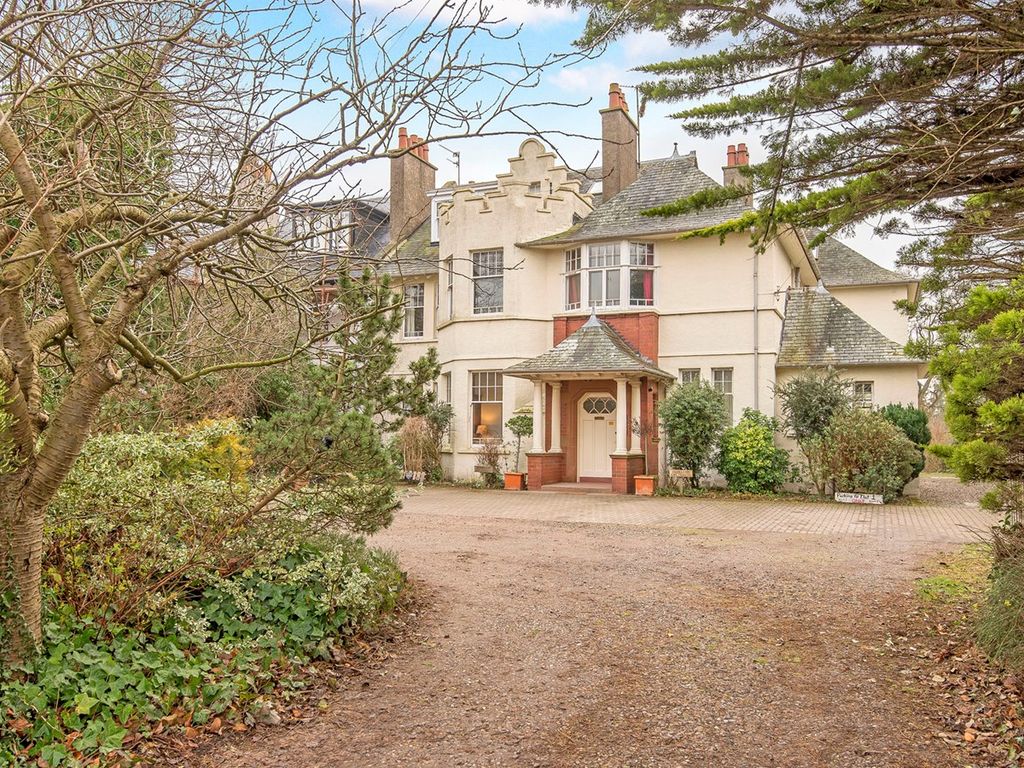 2 bed flat for sale in Hepburn Gardens, St Andrews KY16 Zoopla