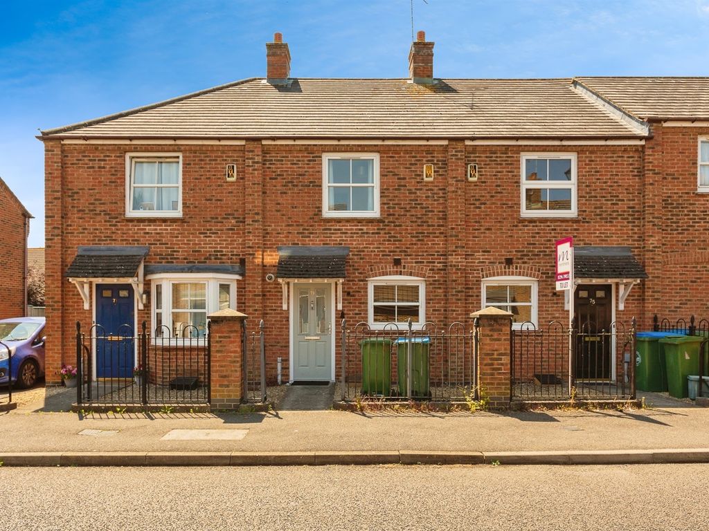 2 bed terraced house for sale in Great Meadow Way, Aylesbury HP19, £