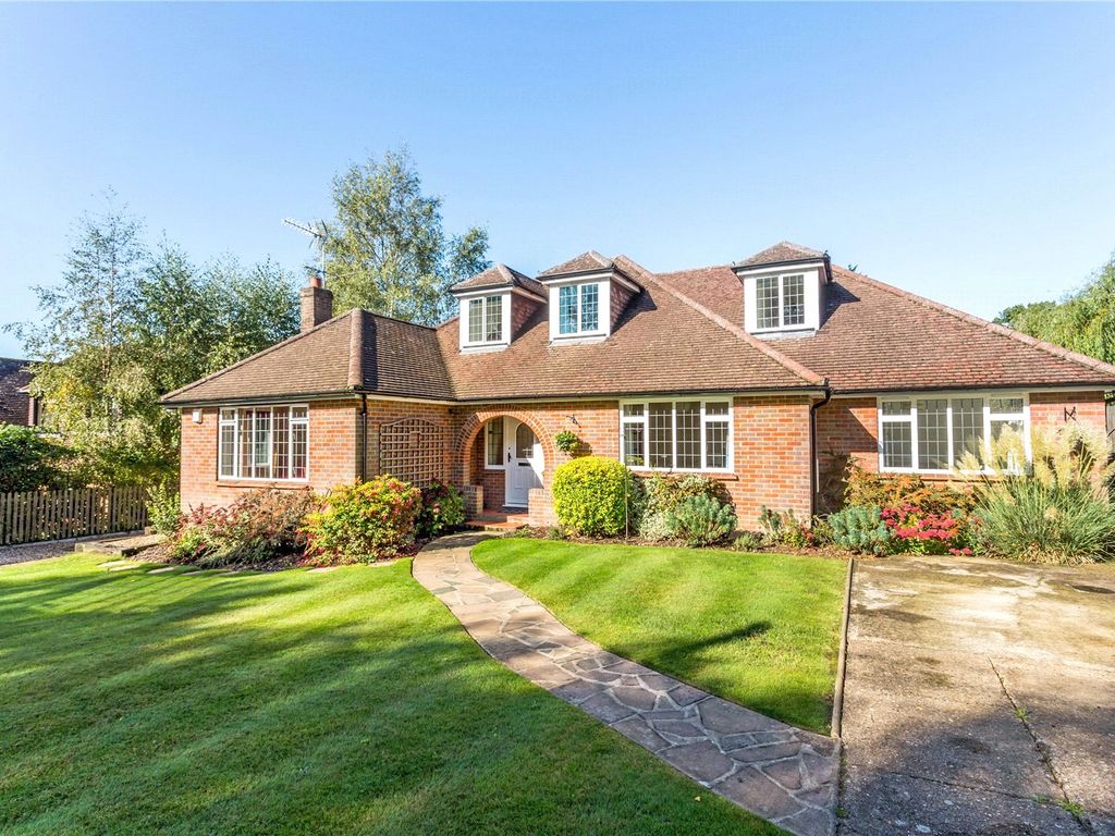 5 bed detached house for sale in Sandpits Lane, Penn, High