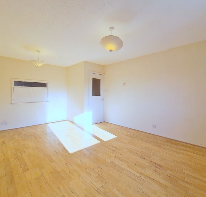 1 bed flat to rent in Montague Road, London SW19 Zoopla