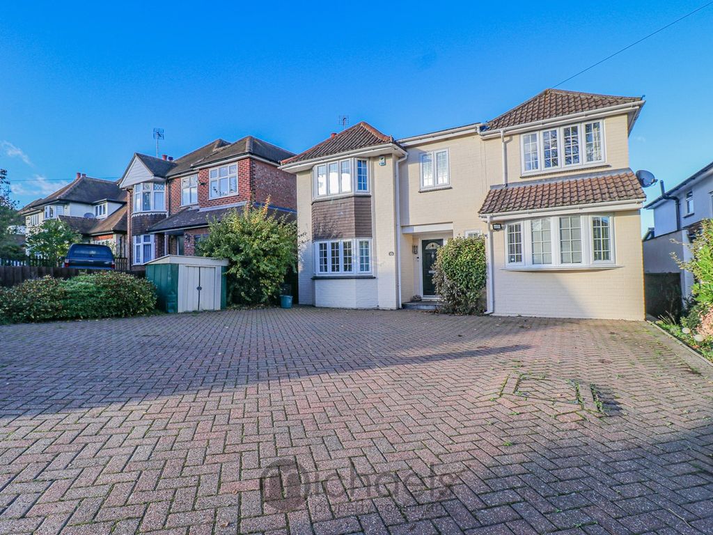 Elianore Road, Lexden, Colchester CO3  