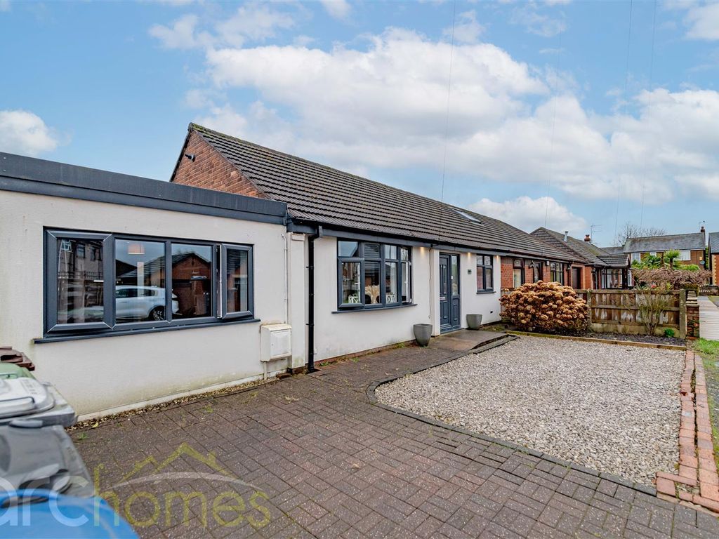 3 bed semidetached bungalow for sale in Marsh Row, Hindley Green