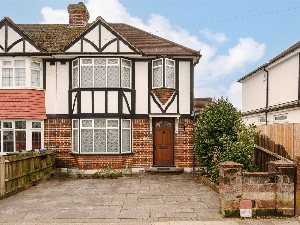 3 bed end terrace house for sale in Cardinal Avenue, Kingston Upon Thames KT2, £795,000 Zoopla