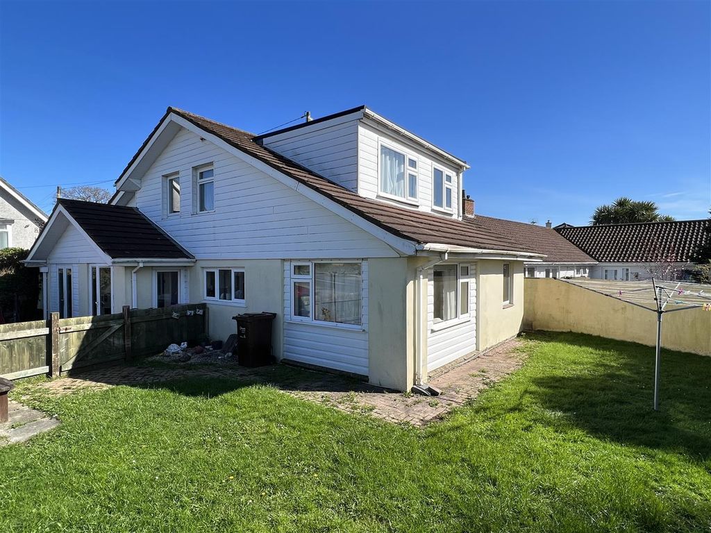 4 bed detached house for sale in Daniels Lane, St Austell, St. Austell