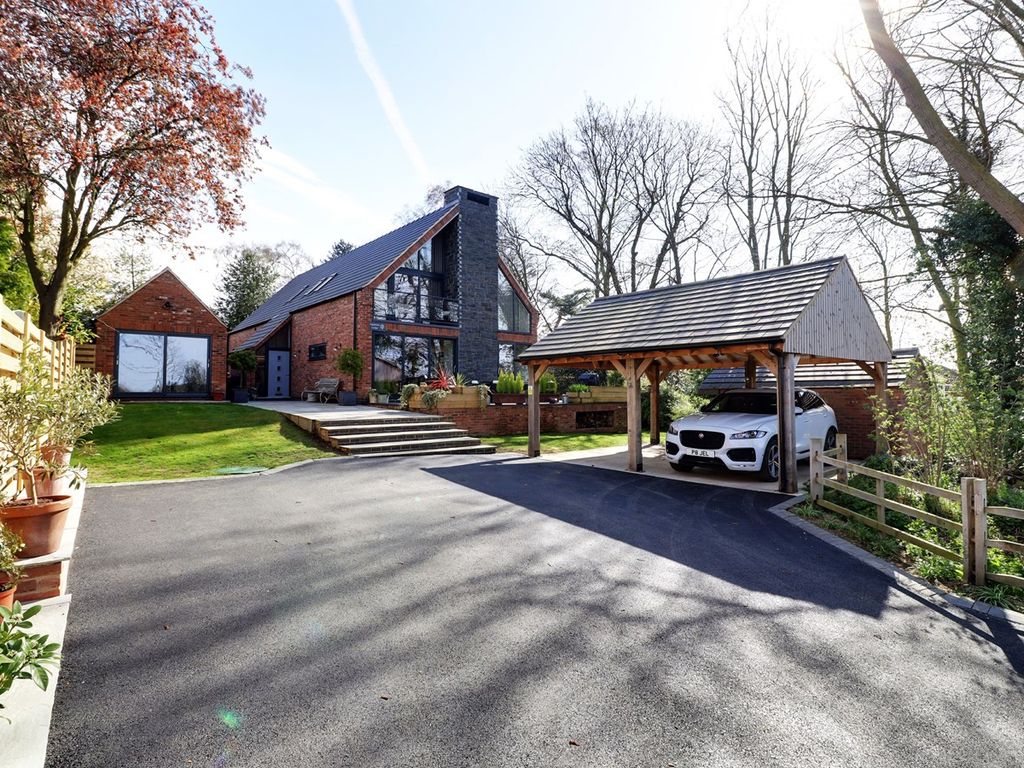 3 bed detached house for sale in Norton Road, Glentham, Market