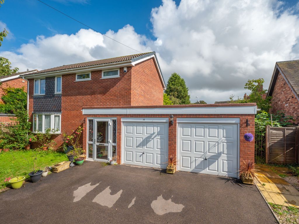 3 bed detached house for sale in Grange Lane, Lichfield, Staffordshire