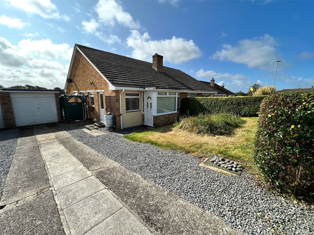 3 bed semidetached bungalow for sale in Moor Lea, Braunton EX33, £