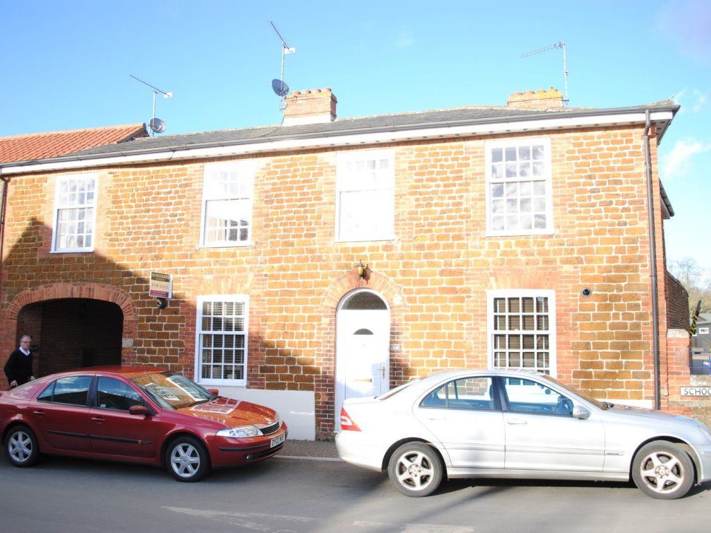 3 bed cottage to rent in The Courtyard, King's Lynn PE31, £