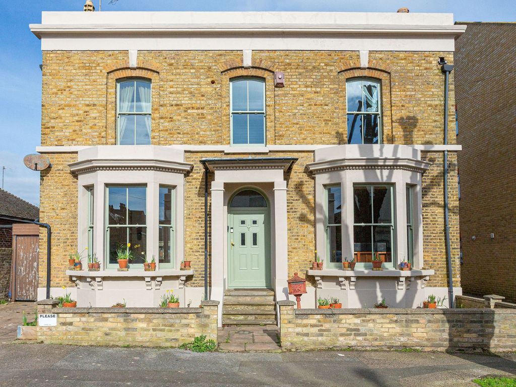 3 bed detached house for sale in Edith Road, Ramsgate CT11, £795,000