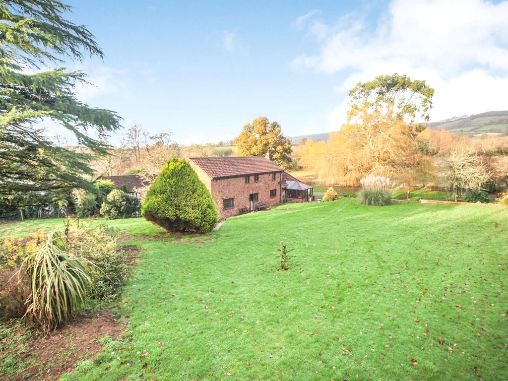 4 bed barn conversion for sale in Flaxpool Hill, Taunton TA4