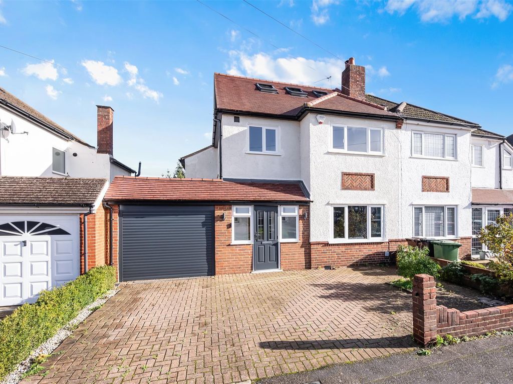 5 bed semidetached house for sale in Gosfield Road, Epsom KT19, £