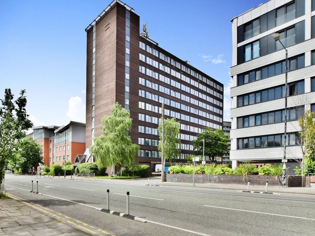 1 bed flat to rent in Talbot Road, Old Trafford, Manchester, Greater