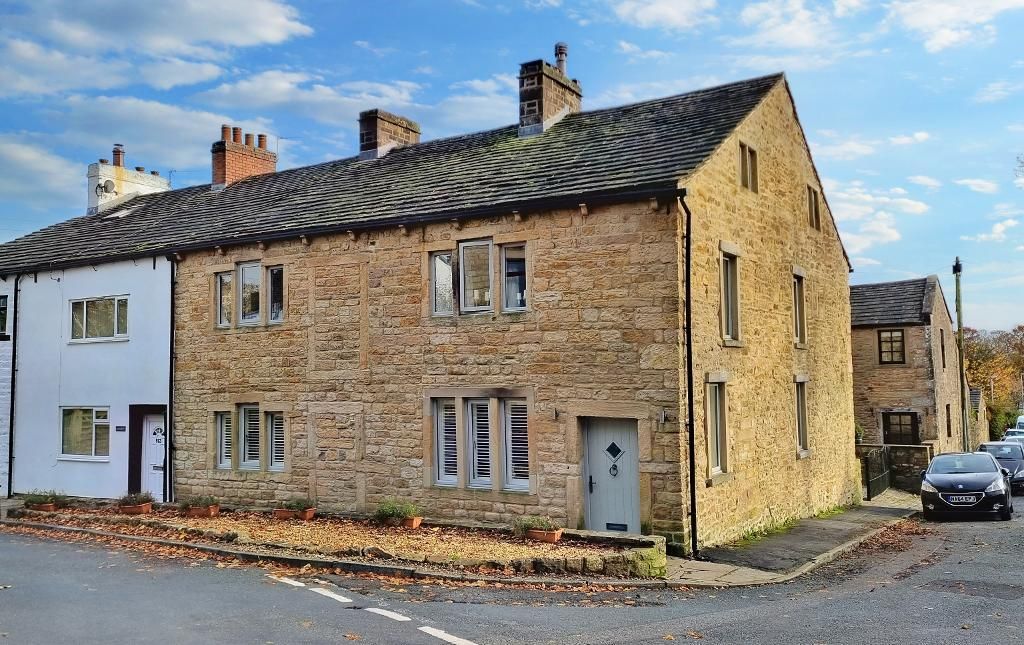 4 bed end terrace house for sale in Wheatley Lane Road, Fence BB12, £