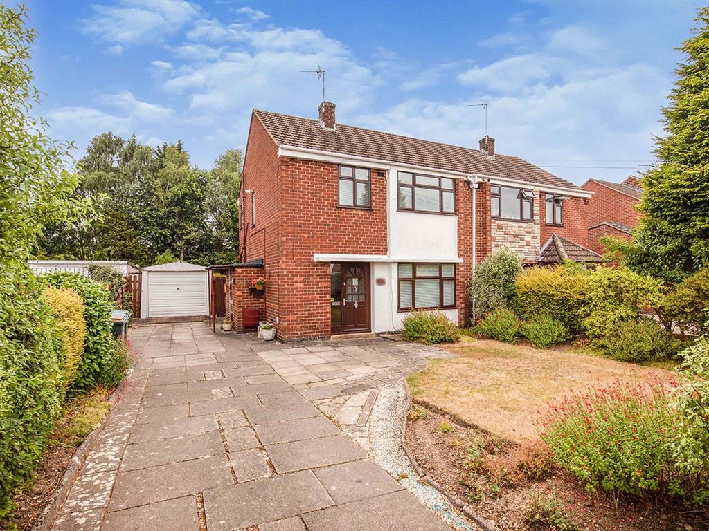 3 bed semidetached house for sale in Berwyn Avenue, Coventry, West