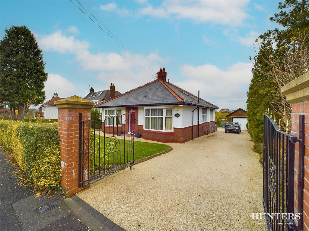 3 bed detached bungalow for sale in Woodlands Road, Shotley Bridge