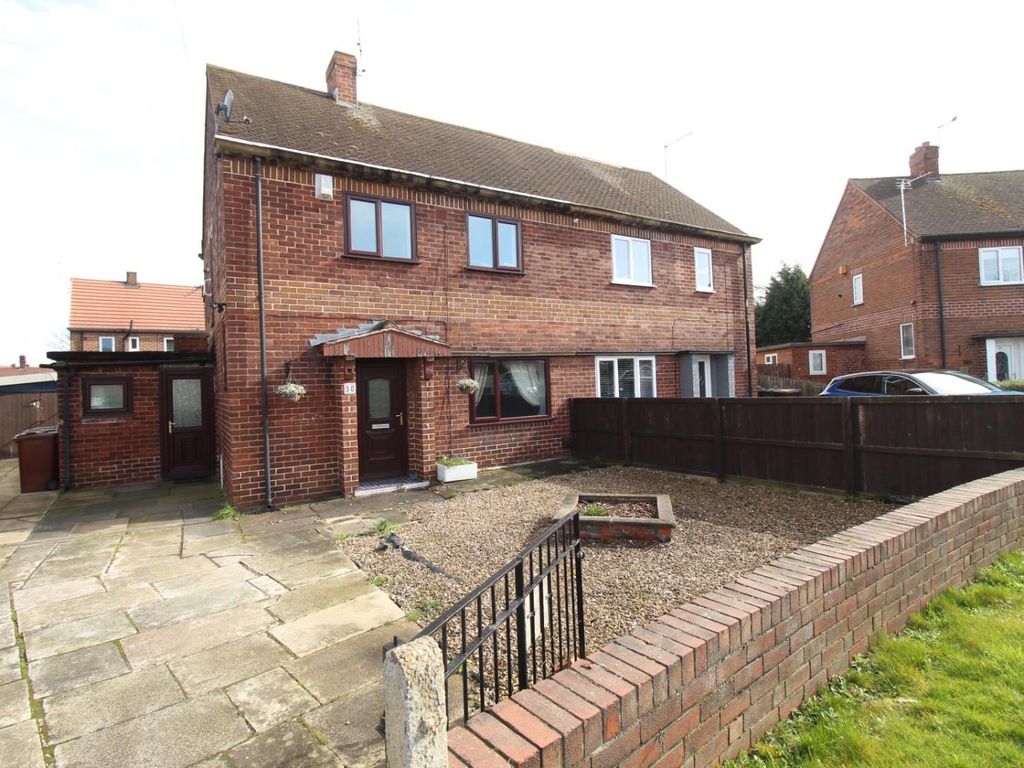 3 bed semidetached house to rent in Lea Lane, Featherstone, Pontefract