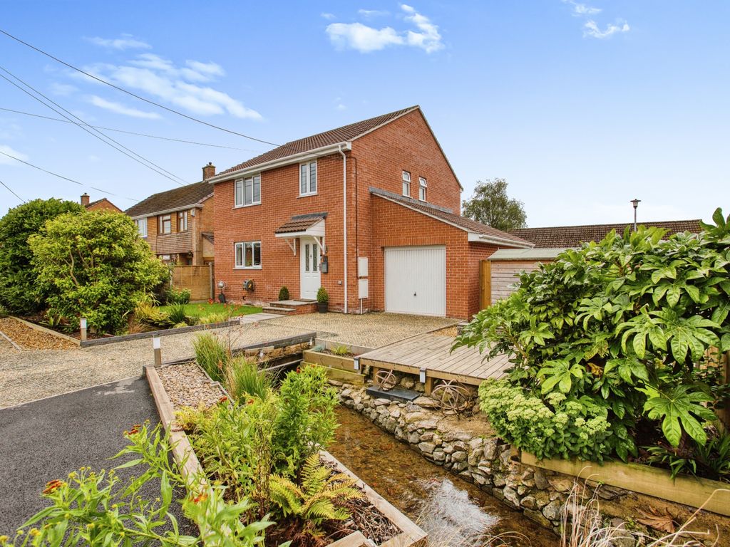 5 bed detached house for sale in School Fields, North Petherton TA6, £