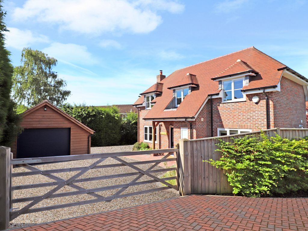 4 bed detached house for sale in Chapel Road, Swanmore, Southampton SO32 Zoopla