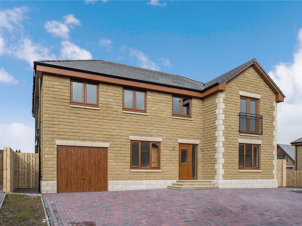 New home, 5 bed detached house for sale in Silverholm Drive, Cleghorn
