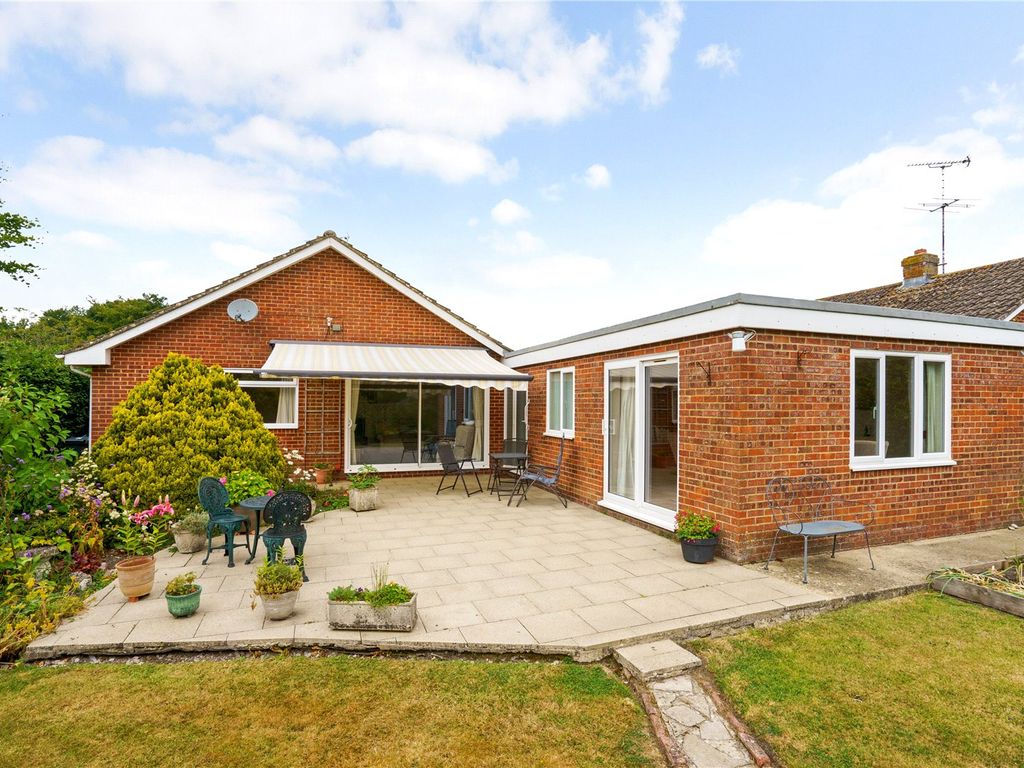 4 bed bungalow for sale in Astley Close, Pewsey, Wiltshire SN9 Zoopla