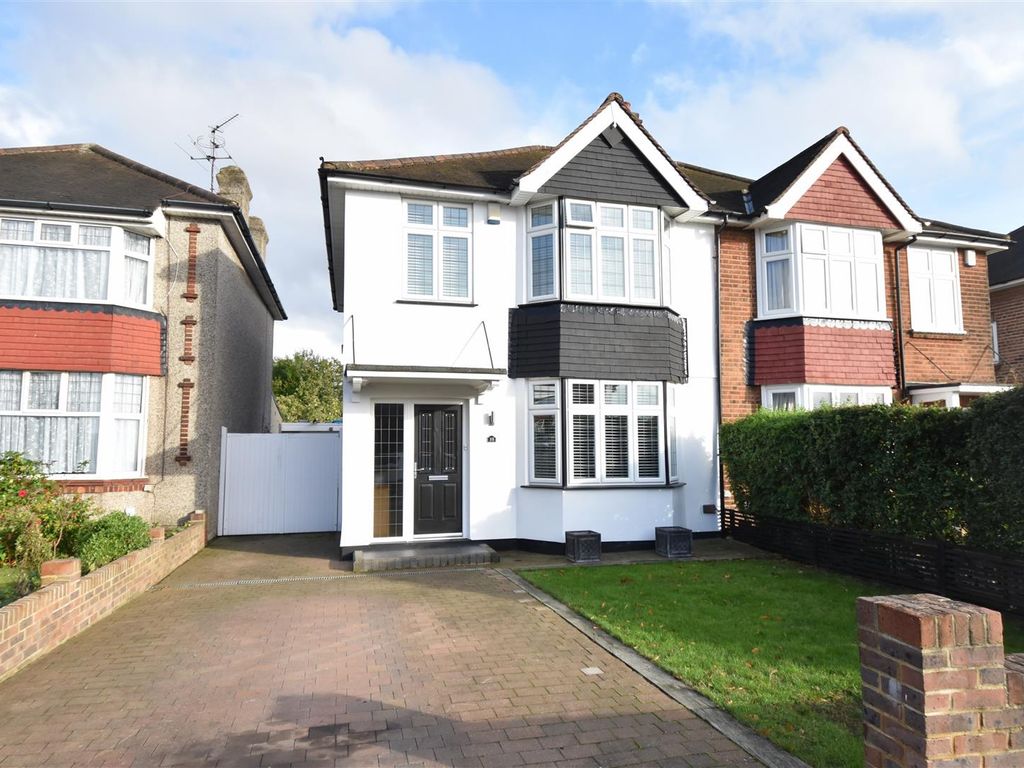 3 bed semidetached house for sale in Red House Lane, Bexleyheath DA6