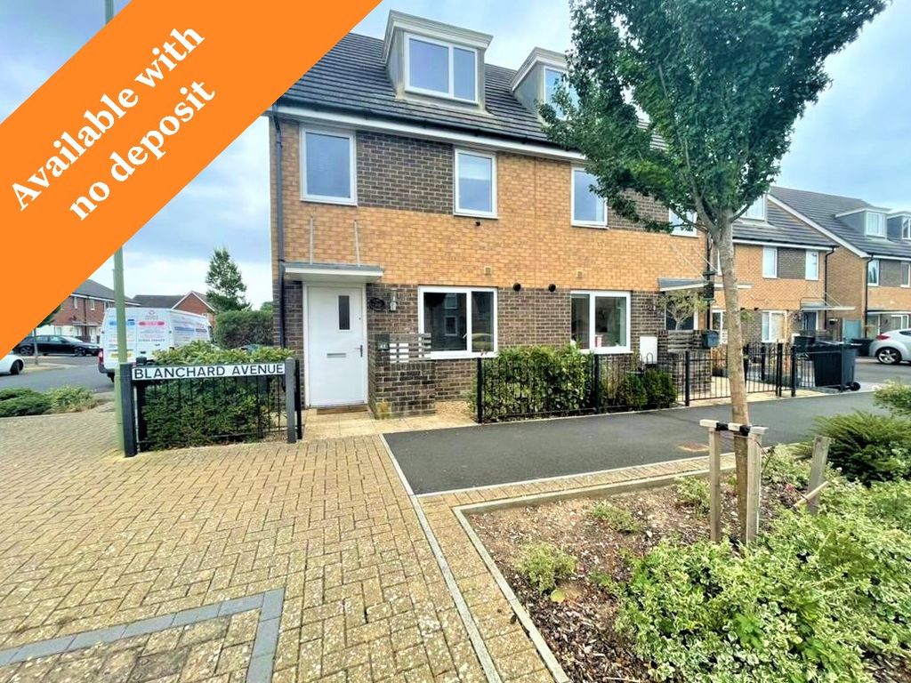 3 bed detached house to rent in Blanchard Avenue, Gosport, Hampshire
