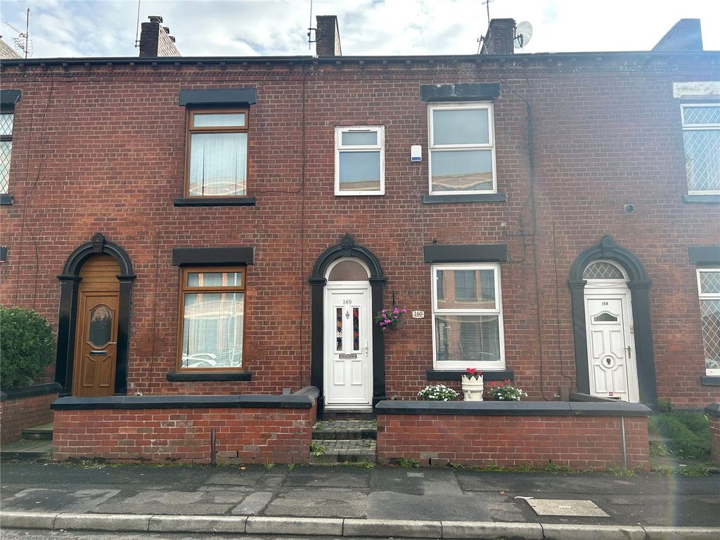3 bed terraced house for sale in Fields New Road, Chadderton, Oldham