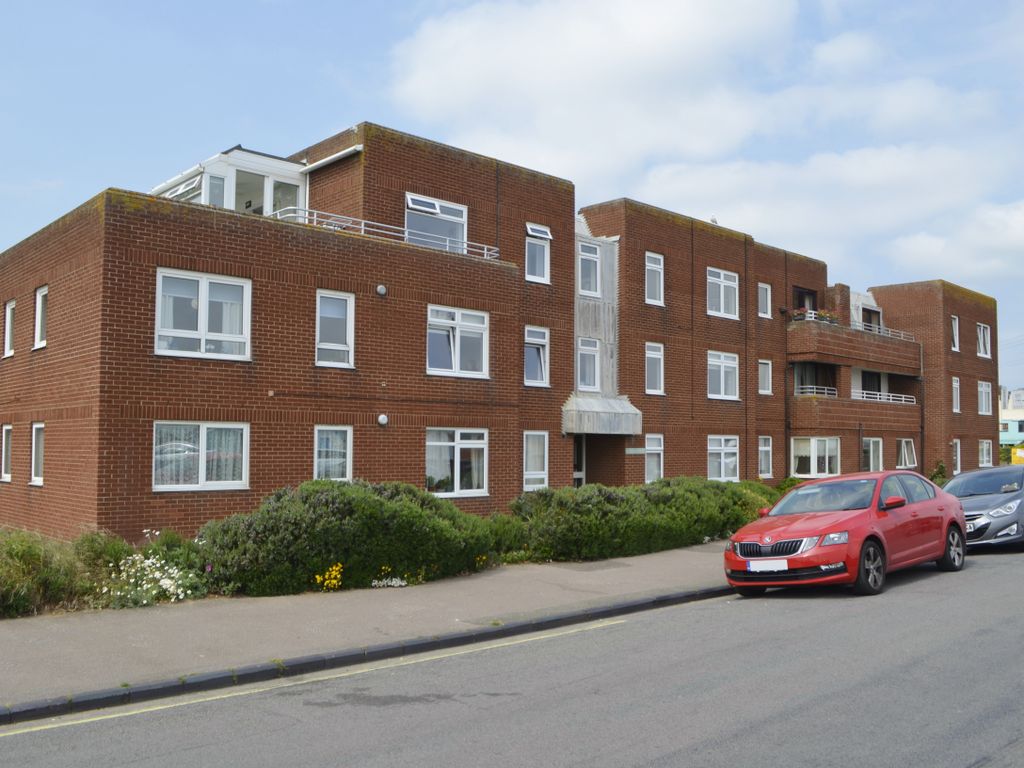 1 bed flat for sale in Landguard Court, Sea Road, Felixstowe IP11 Zoopla