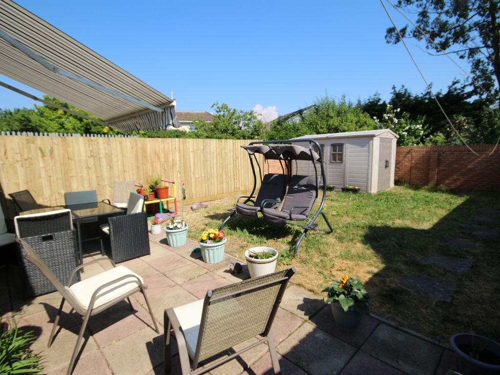 5 bed property for sale in Tennyson Road, Penarth CF64 Zoopla