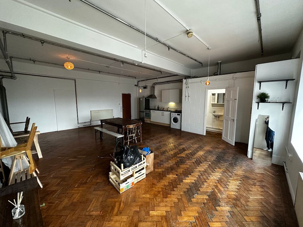 1 bed flat to rent in Kingsland Road, London E8 Zoopla