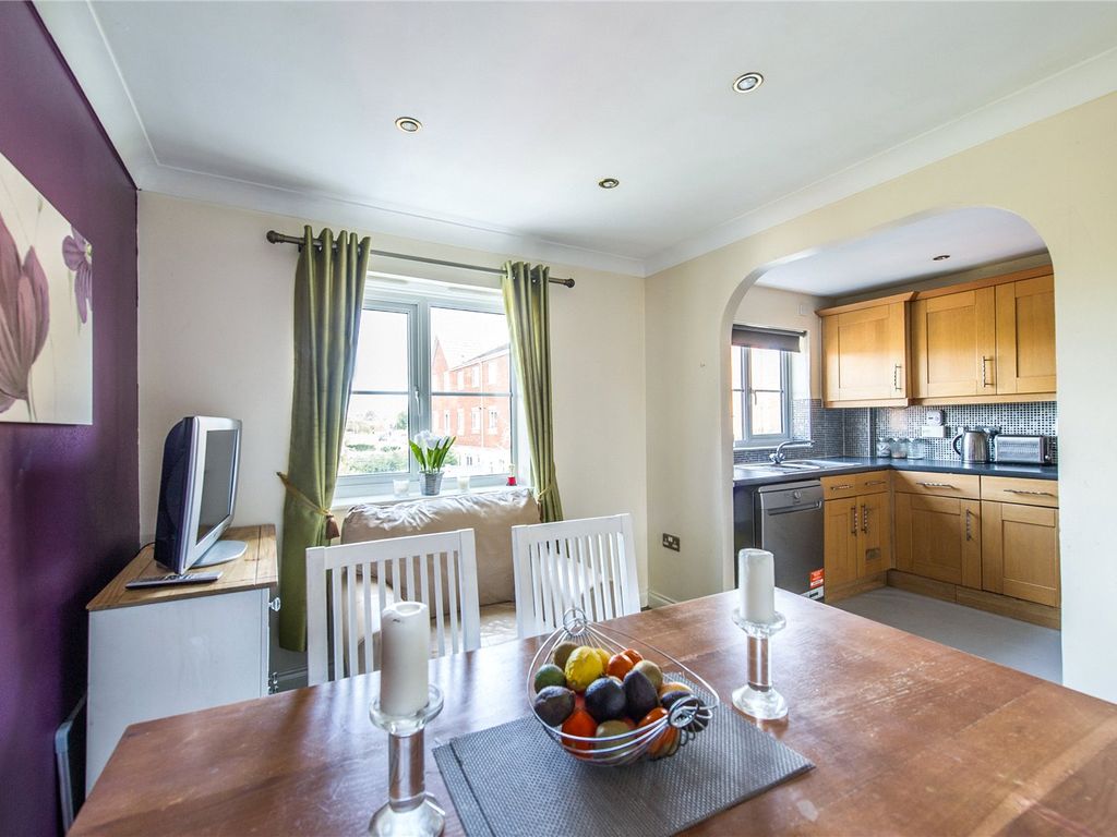 3 bed terraced house for sale in Fenners Marsh, Gravesend, Kent DA12