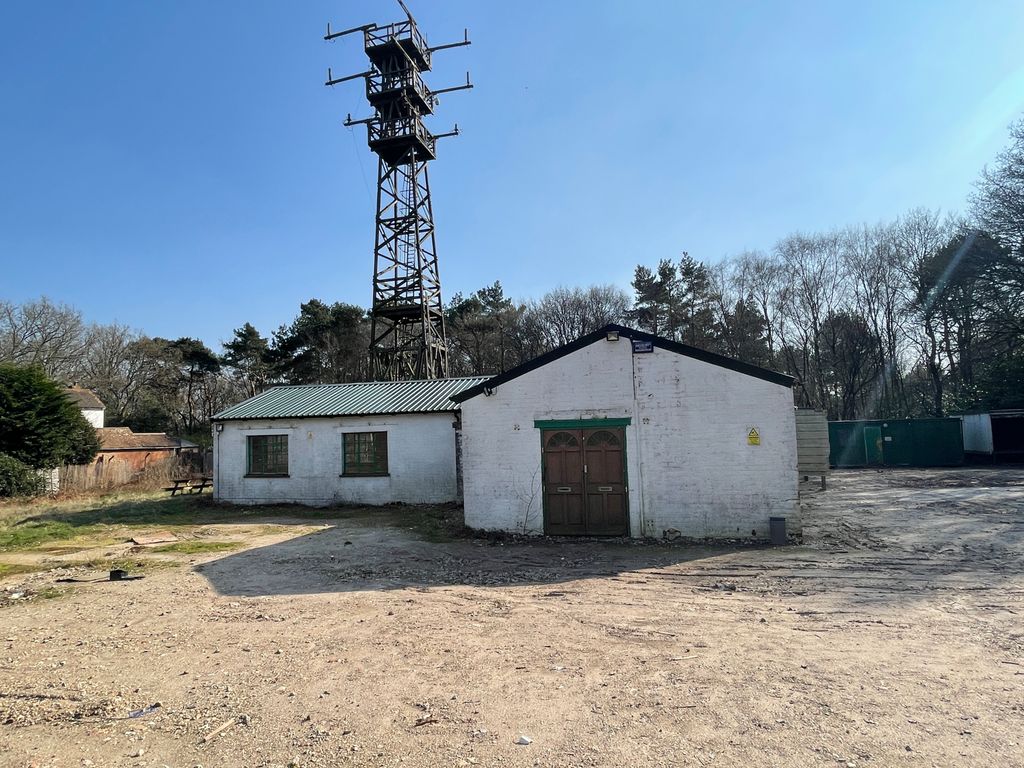 Industrial to let in Former Radio Transmitter Building, Odiham Road