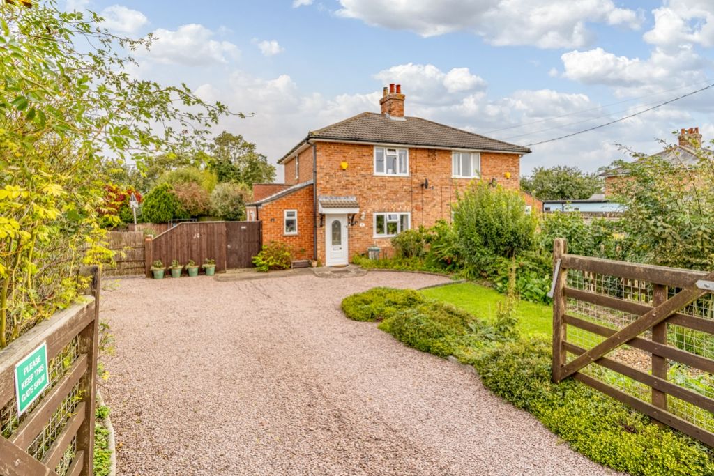 3 bed semidetached house for sale in Westville, Frithville, Boston